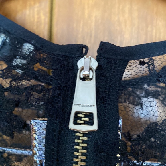 Burberry Lace Top - Picture 4 of 9